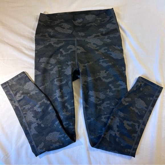 Fabletics Dark Camo Leggings XS - Picture 1 of 6